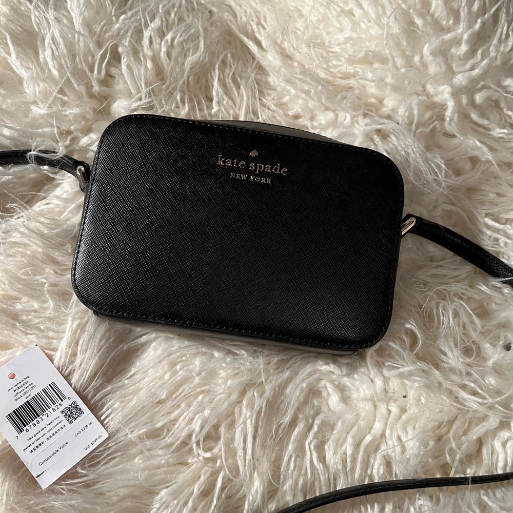 Kate spade Staci small camera crossbody. Excellent used condition
